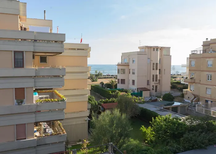 Ostia Fronte Mare - Bibbi\'S Seaview Flat