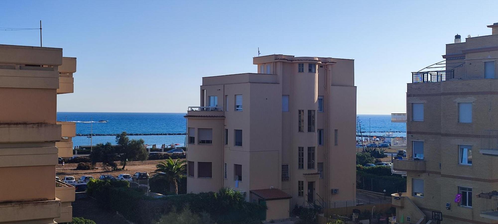 Fronte Mare - Bibbi's Seaview Flat *