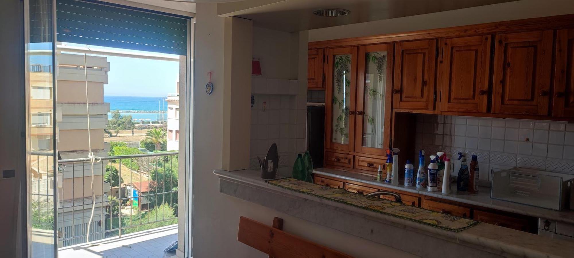 Apartment Fronte Mare - Bibbi's Seaview Flat *